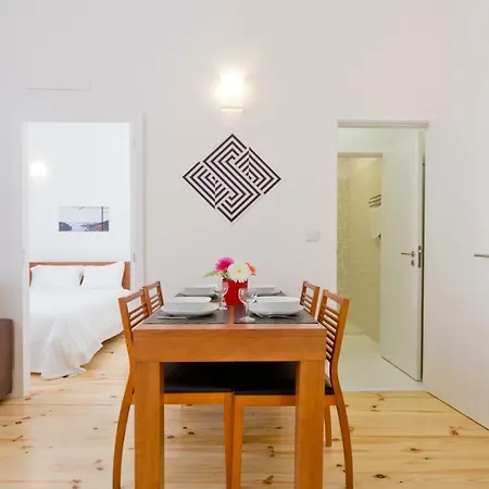 Fernandes Tomas Apartment *